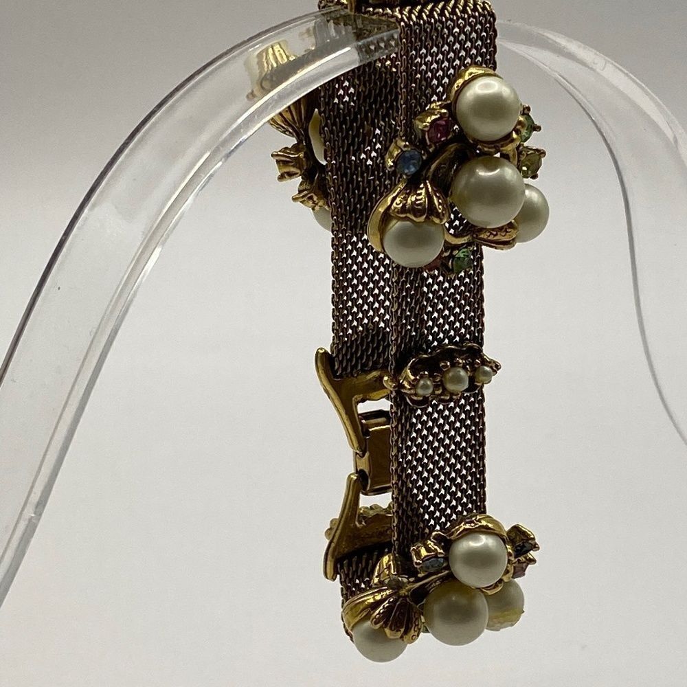 1940’s Gold Toned Costume Bracelet